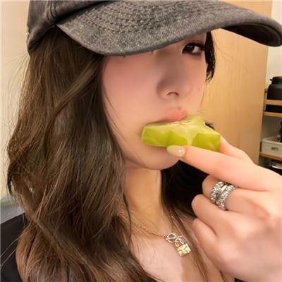 莫斯科来的香烟女孩